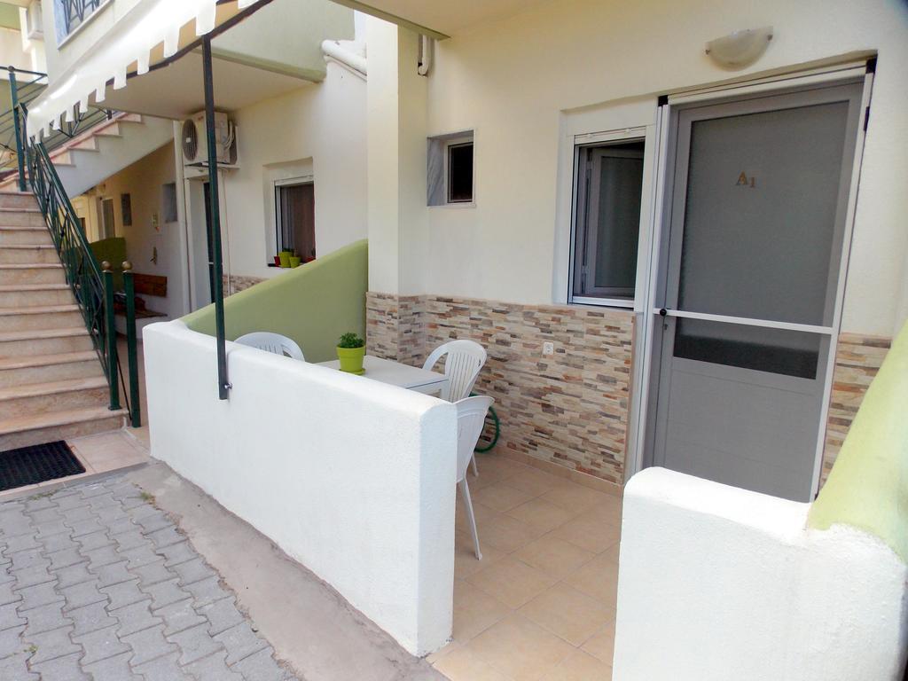 Nikos Apartments Ormos Panagias Exterior foto